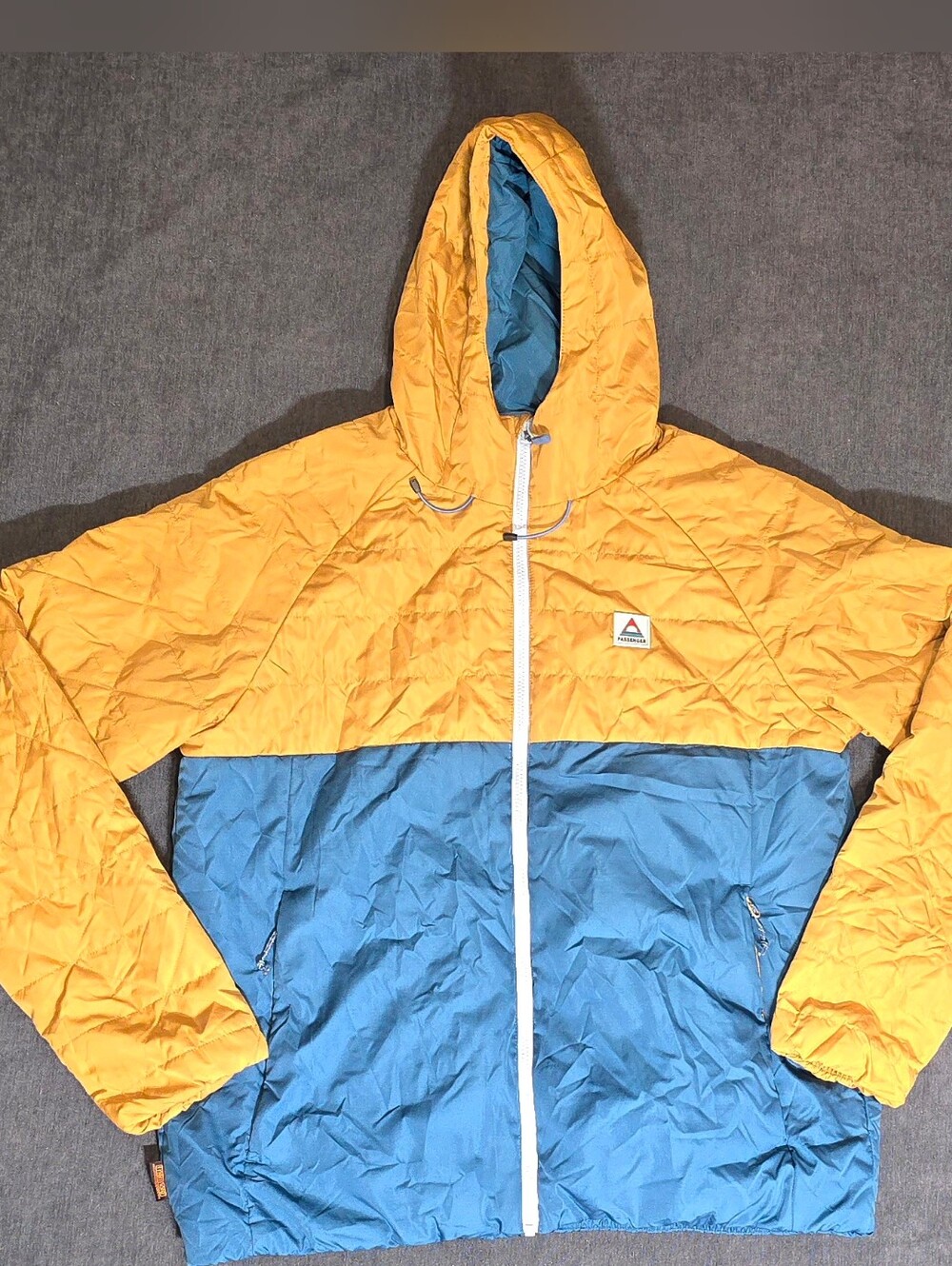 ​Passenger Made To Roam Colorblock Packable Insulated Puffer Jacket Hooded L
